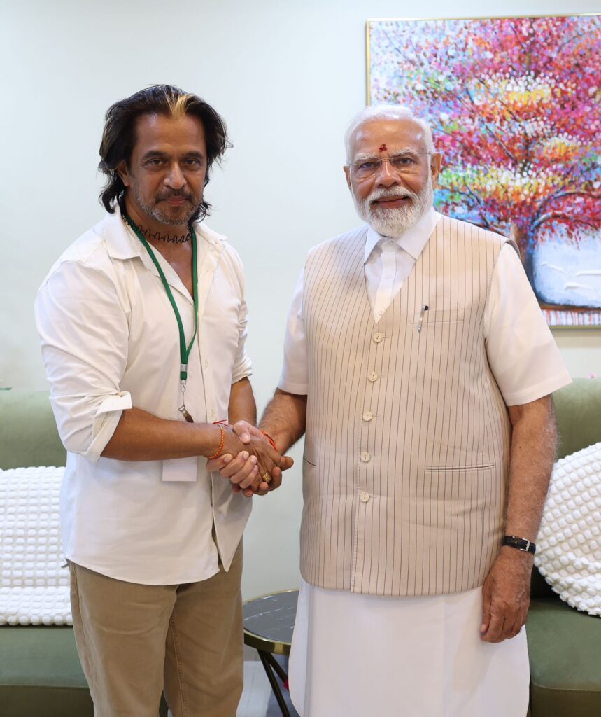 Action King Arjun with Narendra Modi 2 WhatsApp Image 2024 01 20 at 22.33.43 f07a5bff