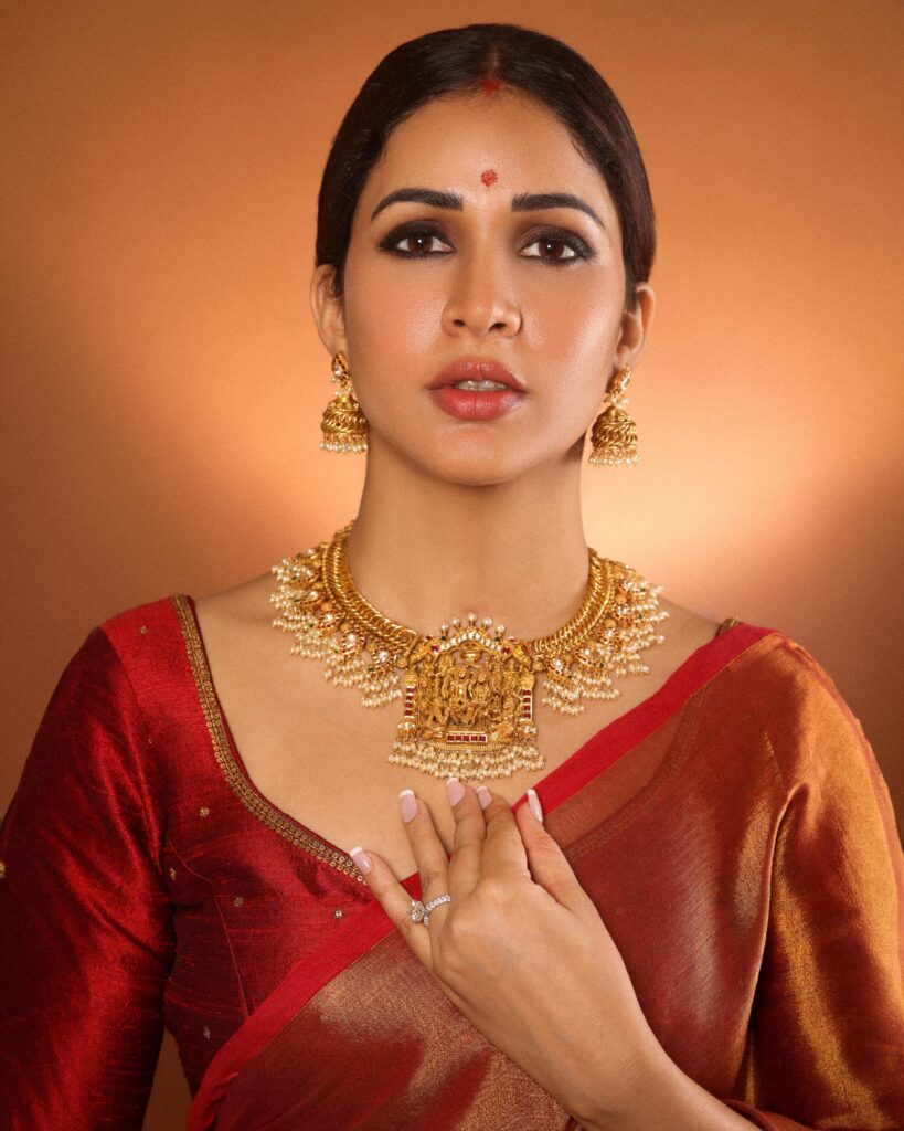 Ayodhya born Lavanya Tripathi dons Ram Parivar Jewellery On Ram Mandir Pran Pratishta 2 WhatsApp Image 2024 01 22 at 14.02.56 11df989c