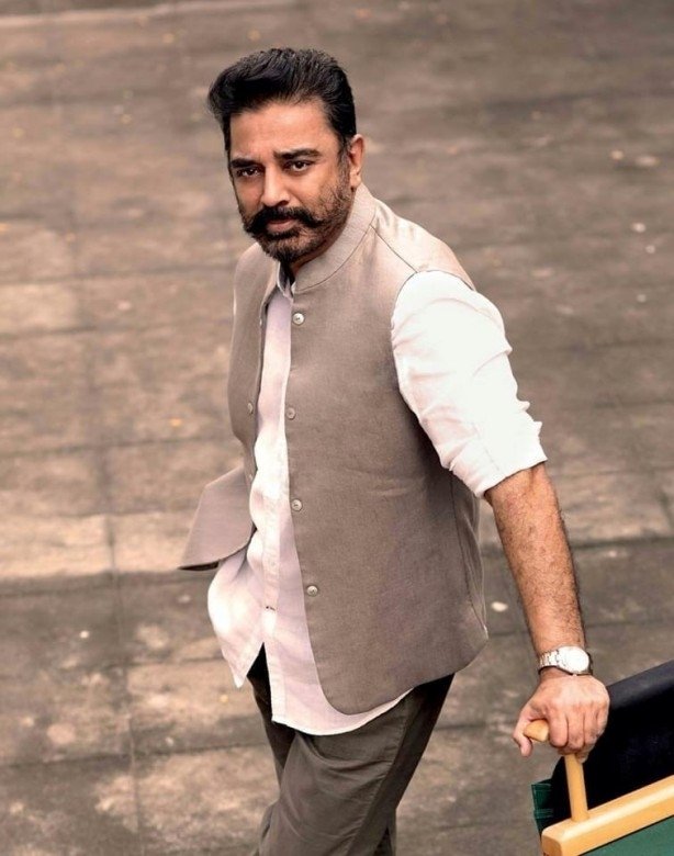 Kamal Hassan to produce a Musical video starring his Shruthi Hassan with a well known director 2 inm1