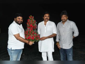The Kashmir Files producer Abhishek Agarwal meets Pawan Kalyan and Harish Shankar 768x576 1