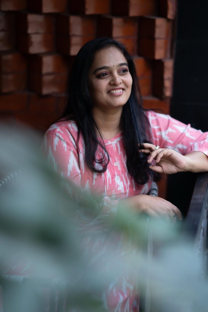 Costume Designer Joshyula Gayatri Devi Revealed Few Interesting News about 'Vikkatakavi' 5 WhatsApp Image 2024 11 29 at 10.12.46 b9bc2ec6