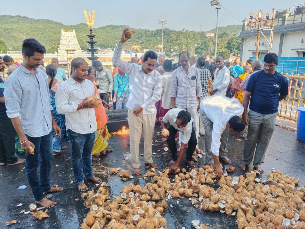 Grand Celebrations of Nandamuri Balakrishna’s 65th Birthday at Tirumala 2 WhatsApp Image 2025 06 10 at 12.51.10 945f8c02